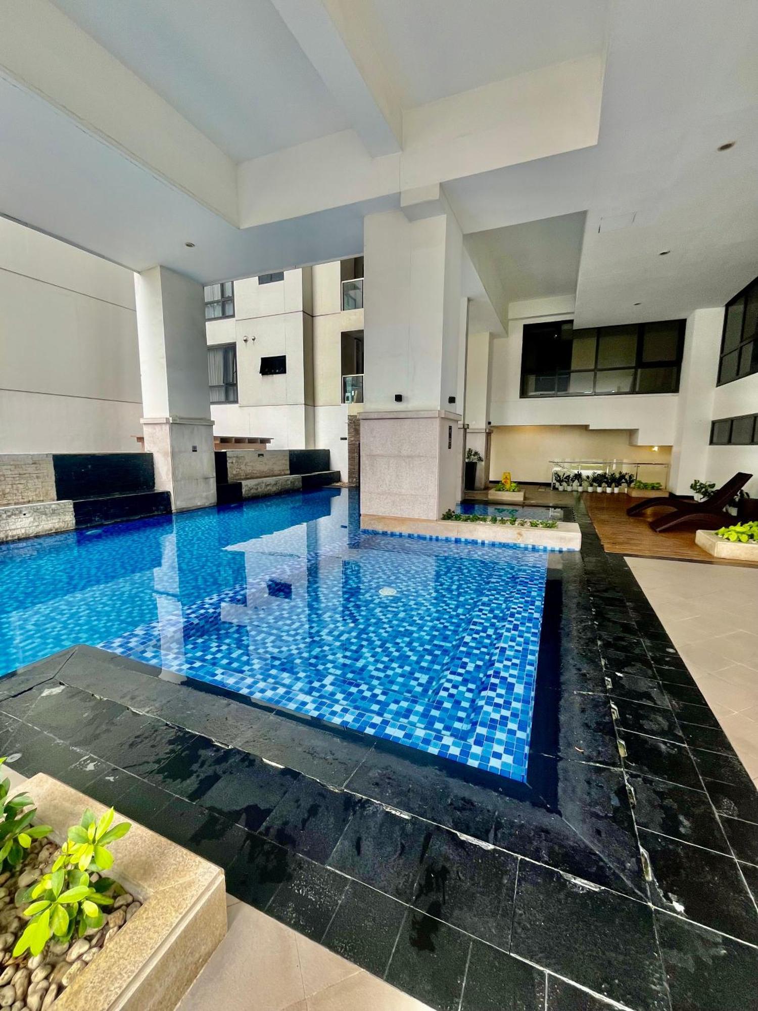 Greenbelt Hamilton Tower 1 马卡蒂 外观 照片