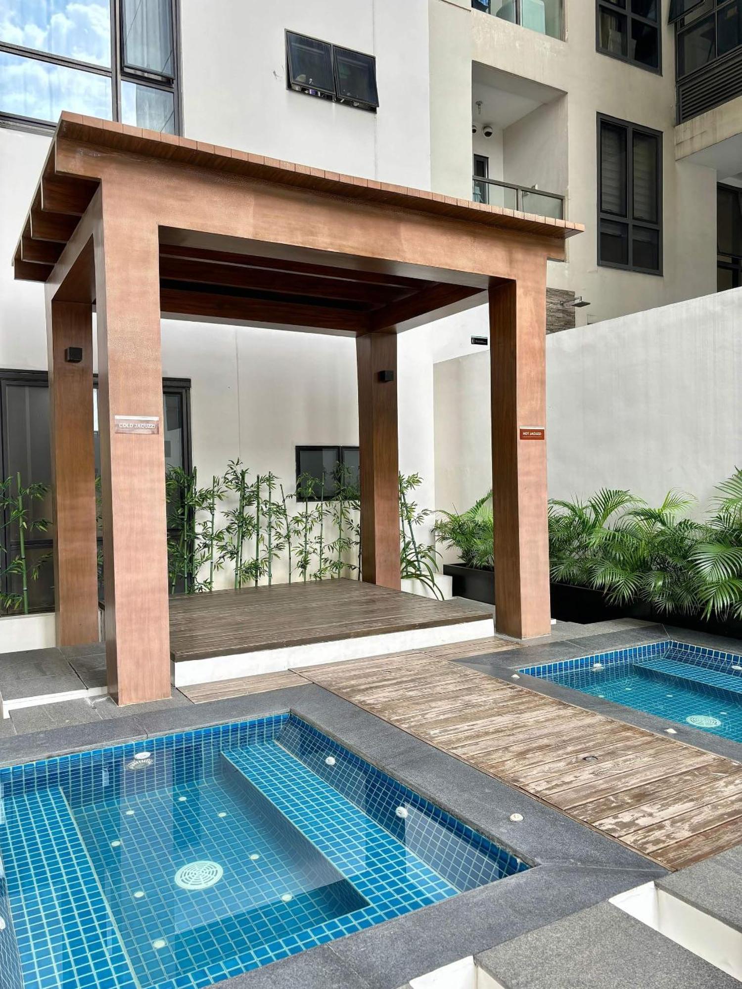 Greenbelt Hamilton Tower 1 马卡蒂 外观 照片